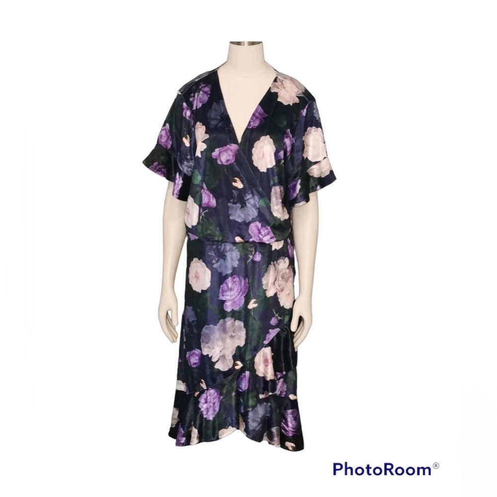 🌺 Isaac Mizrahi Live velvet dress, size XL
